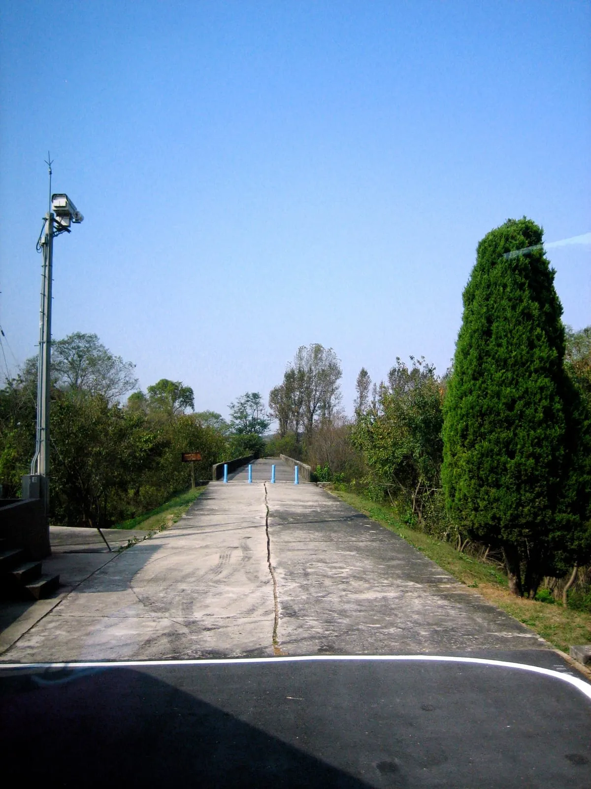 Bridge of No Return - DMZ